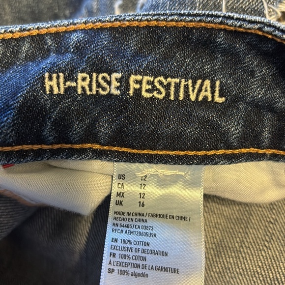 American Eagle Distressed Hi-Rise Festive Denim Shorts with Ivory Lace 12 - Picture 12 of 12